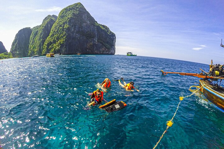 Il meglio del tour avventuroso di un giorno a Phi Phi Island con pranzo da Phuket