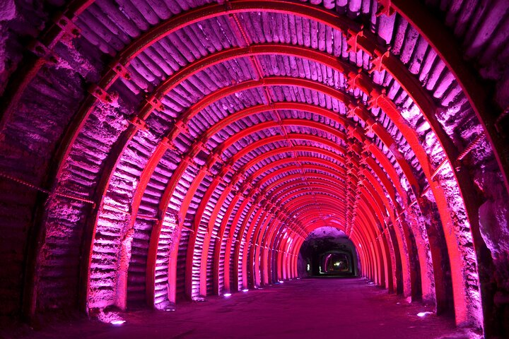 Bogota: Zipaquira Salt Cathedral Lille gruppetur med afhentning