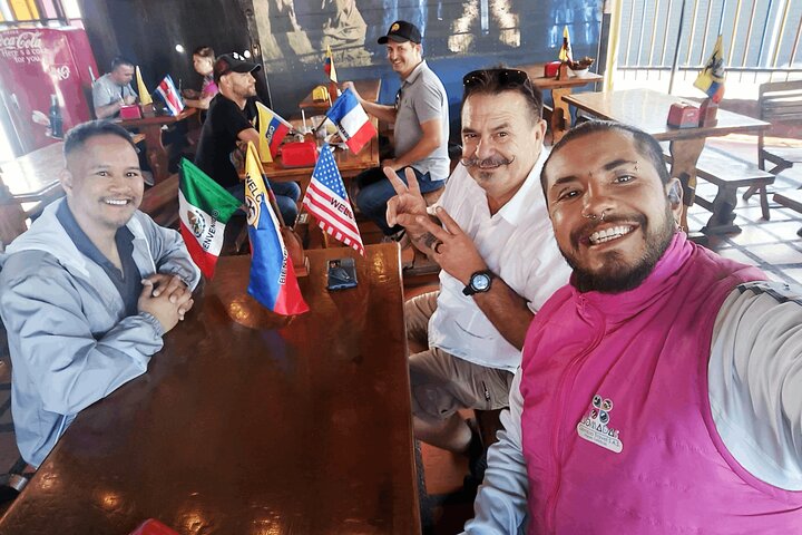 Bogota: Zipaquira Salt Cathedral Lille gruppetur med afhentning