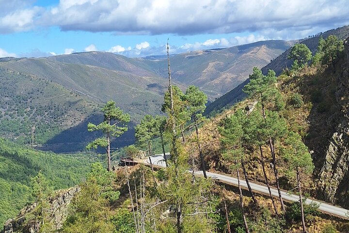 Guidad vandring i Serra da Estrela – Vildsvinsleden och berättelser