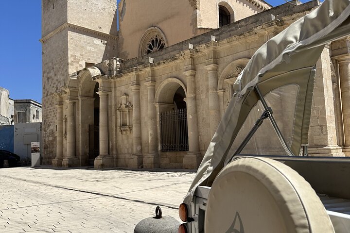 Siracusa e Ortigia em excursão de tuk-tuk de 2 horas