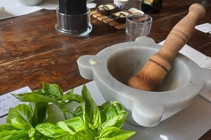 Cinque Terre: Autentisk Pesto matlagingsklasse og vin i Manarola