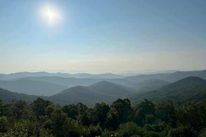 Blue Ridge Parkway og vandfald vandretur fra Asheville