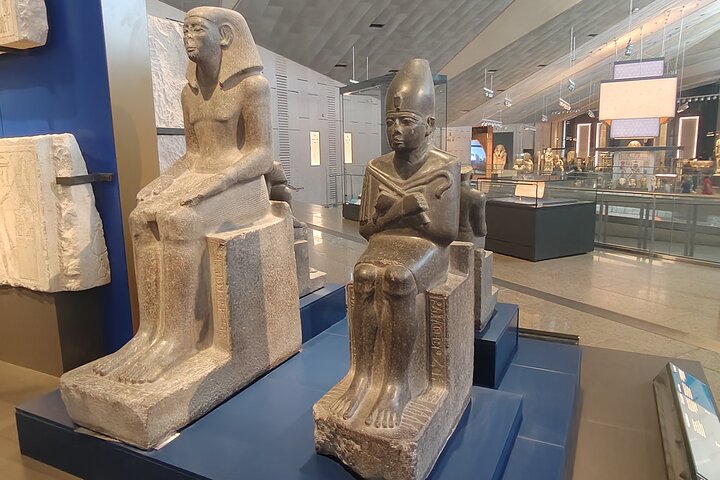 Ganztägige Tour durch die Pyramiden von Gizeh und das Große Ägyptische Museum.