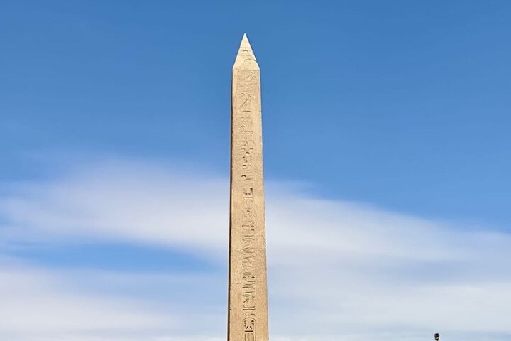 Ganztägige Tour durch die Pyramiden von Gizeh und das Große Ägyptische Museum.