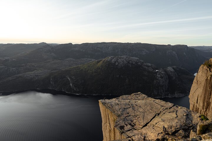 Preikestolen | Kanzelfelsen - Wanderung mit Fachkundiger Tourleiter