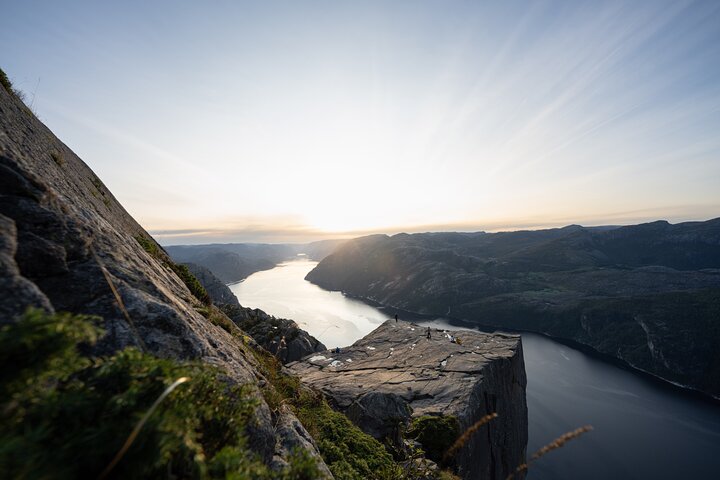Preikestolen | Kanzelfelsen - Wanderung mit Fachkundiger Tourleiter