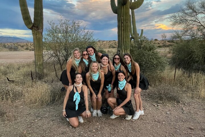Tour guidé en ATV ou UTV au coucher du soleil pour 2 personnes hors route à Scottsdale