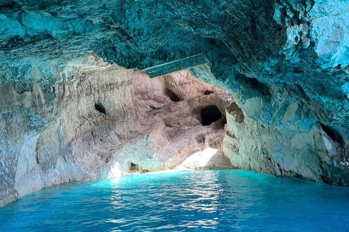 Zakynthos Shipwreck Beach med Blue Caves Land og Sea Tour