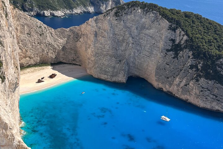 Zakynthos Shipwreck Beach med Blue Caves Land og Sea Tour