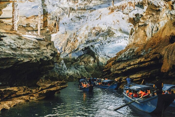 Phong Nha Cave & Paradise Cave ganztägige Erkundung ab Hue