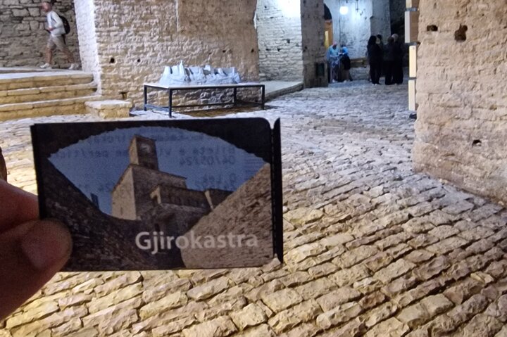 Ksamil eller Saranda: Gjirokaster gamleby, Blue Eye og Lekursi