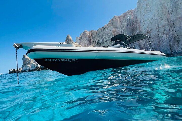 Esplora le Cicladi di Paros Antiparos con un tour privato di lusso