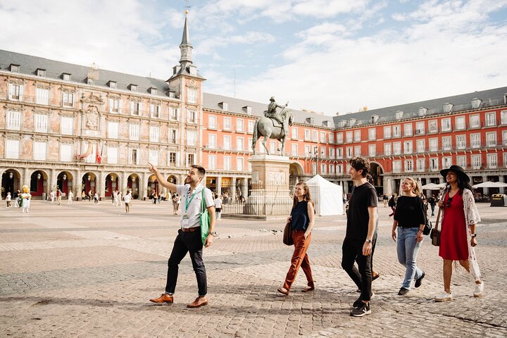Madrid in een dagtour: Koninklijk Paleis, Historisch Centrum & Prado Museum