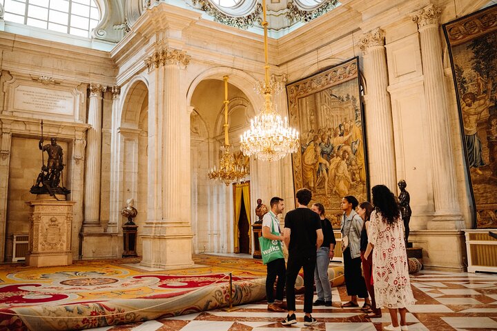 Madrid in een dagtour: Koninklijk Paleis, Historisch Centrum & Prado Museum