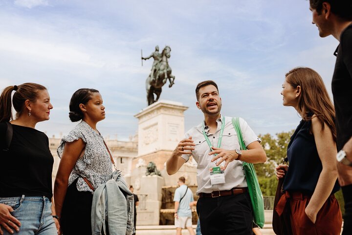Madrid in een dagtour: Koninklijk Paleis, Historisch Centrum & Prado Museum
