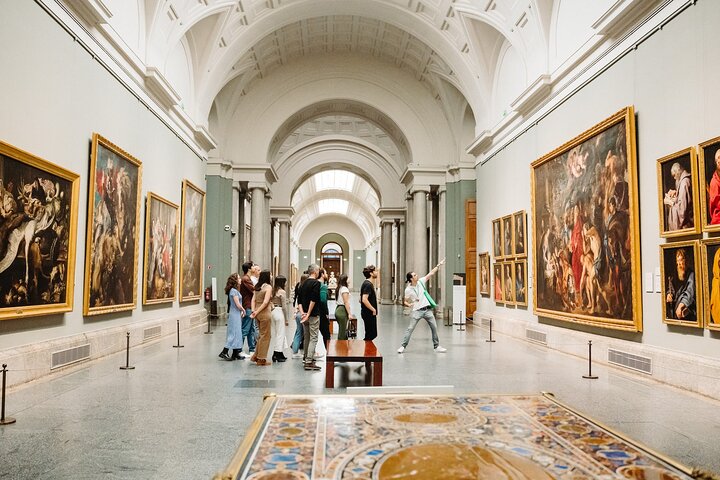 Madrid in een dagtour: Koninklijk Paleis, Historisch Centrum & Prado Museum