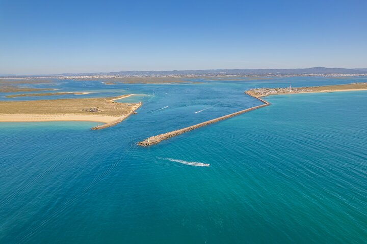Ilha Deserta und Farol-Insel: Eine Bootsfahrt in kleiner Gruppe in der Ria Formosa ab Faro