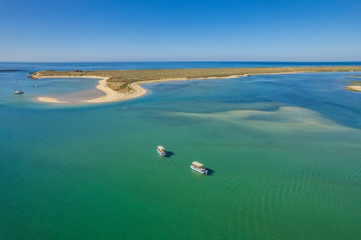 Ilha Deserta und Farol-Insel: Eine Bootsfahrt in kleiner Gruppe in der Ria Formosa ab Faro