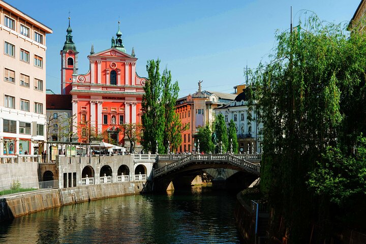 Vanuit Zagreb : Ljubljana en het meer van Bled All inclusive tour
