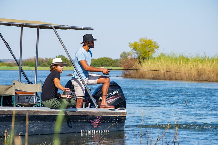 4 días de aventura de pesca en el río Kavango en Hakusembe River Lodge