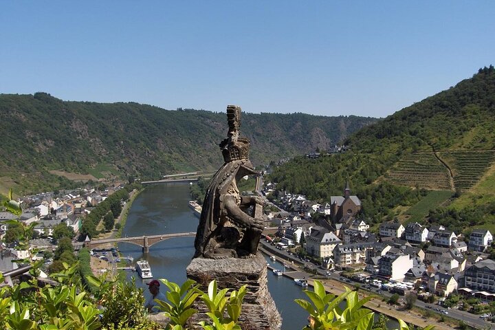 Recorrido en barco y vino por Reichsburg Tour privado de Cochem