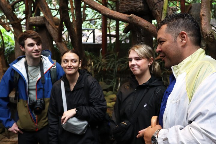 Excursión a los jardines de la cascada de La Paz y refugio de vida silvestre desde San José
