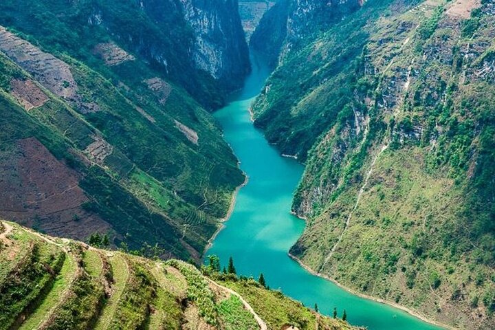 Ha Giang Loop 4 Jours 3 Nuits Tour à moto avec cavalier facile