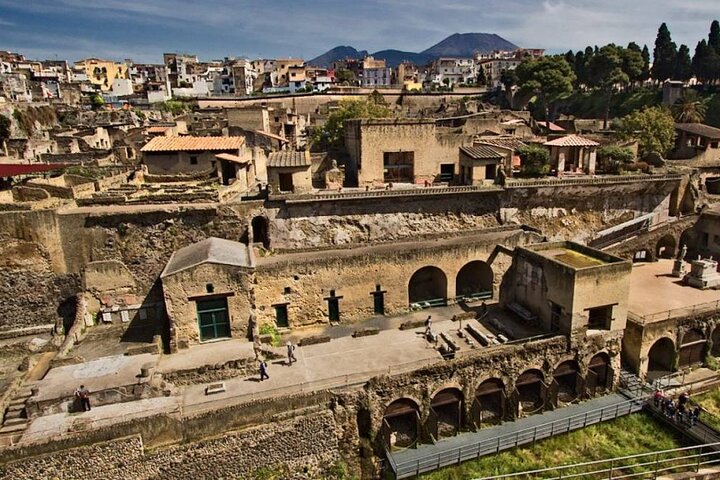 Pompeia e Herculano Pequeno Grupo com um Especialista Arqueólogo