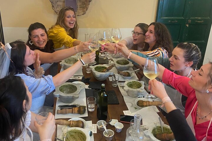 Cinque Terre: Autentisk Pesto matlagingsklasse og vin i Manarola