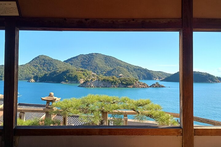 Tomonoura Private Tour: Historic Port & Seto Inland Sea