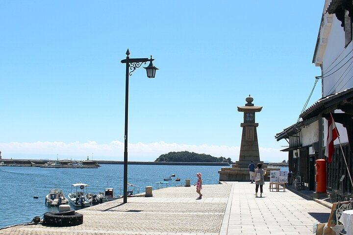 Tomonoura Private Tour: Historic Port & Seto Inland Sea