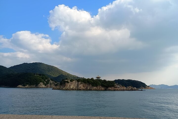Tomonoura Private Tour: Historic Port & Seto Inland Sea