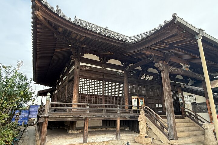 Tomonoura Private Tour: Historic Port & Seto Inland Sea