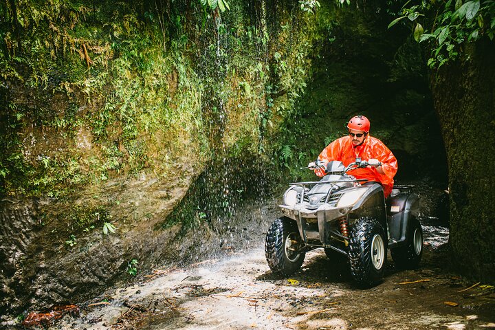 Kuber ATV Bali door Rivier, Rijstveld, Tunnel en Waterval
