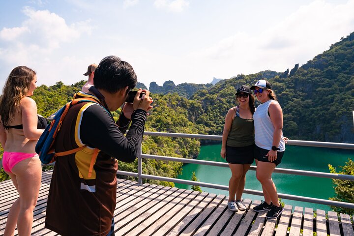 Tour di lusso per piccoli gruppi delle isole Ang Thong di un'intera giornata