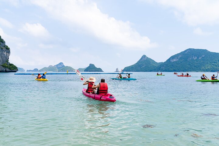 Tour di lusso per piccoli gruppi delle isole Ang Thong di un'intera giornata