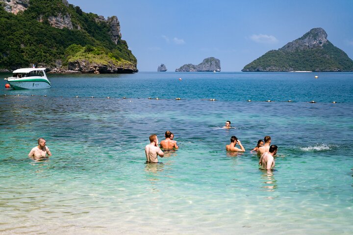 Tour di lusso per piccoli gruppi delle isole Ang Thong di un'intera giornata