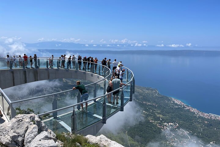 Makarska: Skywalk Tour med en Tuk Tuk - Skip the line billett