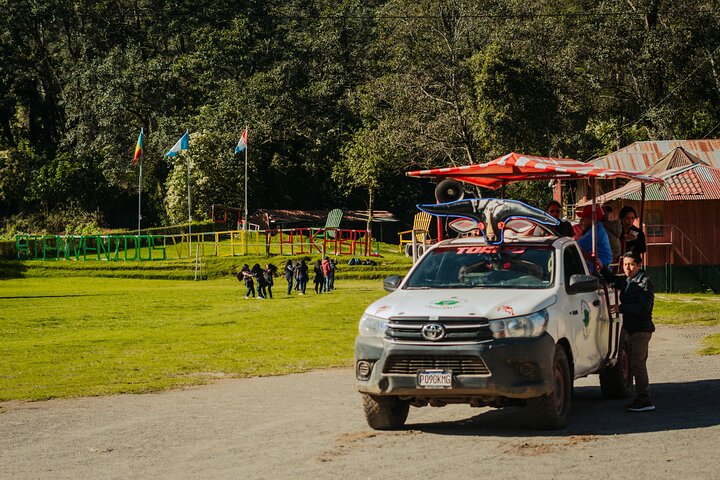 Escursione al Lago Sacro Chicabal, poi Tour di un villaggio Maya - Giornata intera