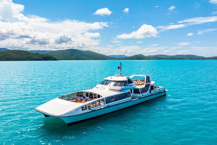 Snorkel & Whitehaven Beach Eco Cruise, Lunch | Från Airlie Beach