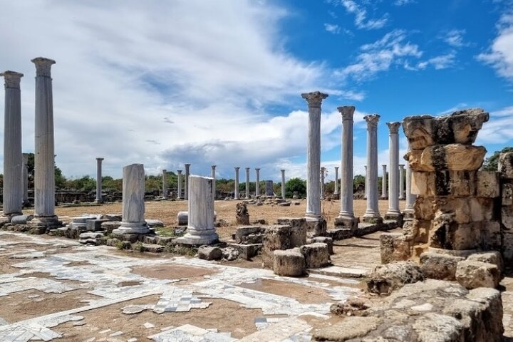 En dagstur til middelalderlige FAMAGUSTA (Kyrenia, Nicosia eller Famagusta)