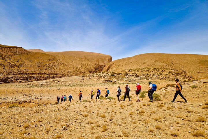 Viagens guiadas de caminhada em Todgha Gorge com especialistas berberes locais
