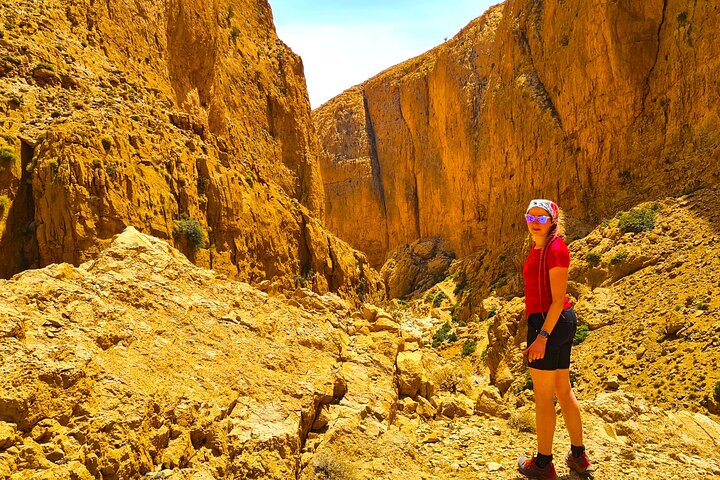 Viagens guiadas de caminhada em Todgha Gorge com especialistas berberes locais