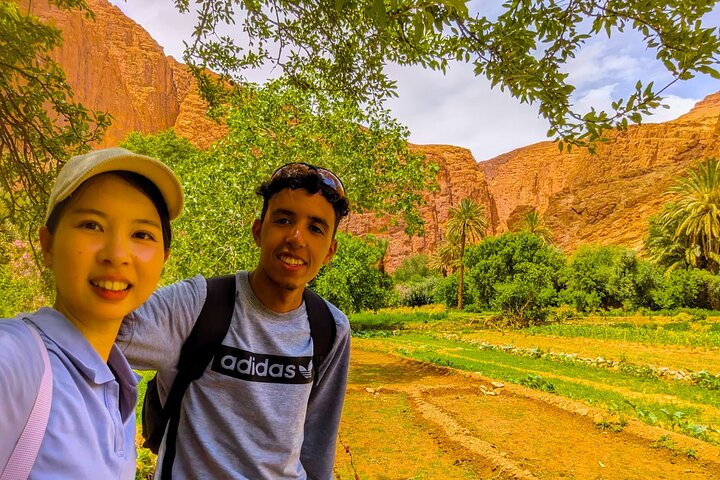 Viagens guiadas de caminhada em Todgha Gorge com especialistas berberes locais