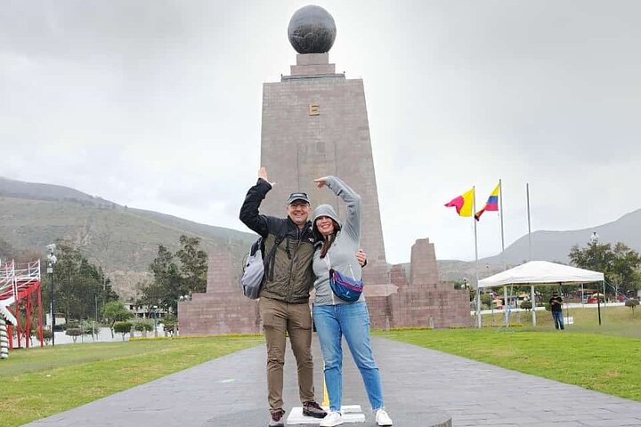Visite privée de la ville : Quito colonial, le Milieu du monde et le téléphérique