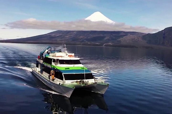 Utforsk Peulla Full Day Tour fra Puerto Montt