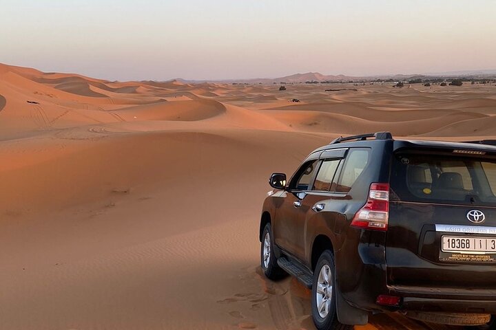 Merzouga Jeep 4WD Desert Tour: Sahara äventyr