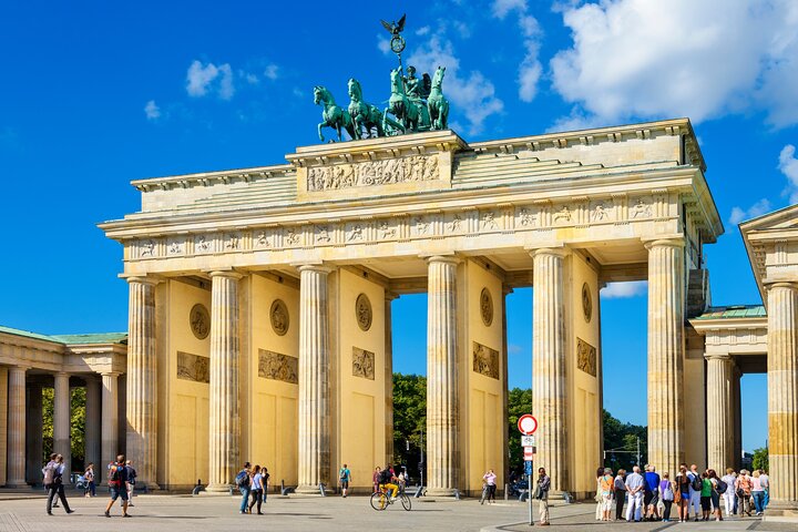 Deluxe Berlin : Hektische Landtour vom Kreuzfahrthafen Warnemunde