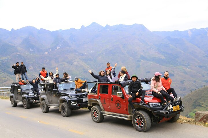 Ha Giang Open Air Jeep 3 giorni 2 notti fuori dai sentieri battuti